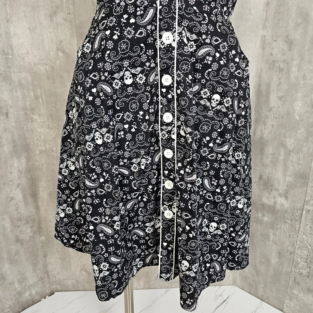 Hell Bunny Vixen Black Bandana Skull Print Button Front Dress – Women's Size XL - Picture 4 of 10